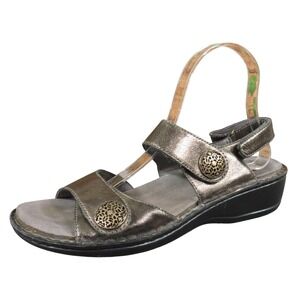 Aravon Candace Women 9B Metallic Bronze Leather Wedge Sandals Comfort Casual‎